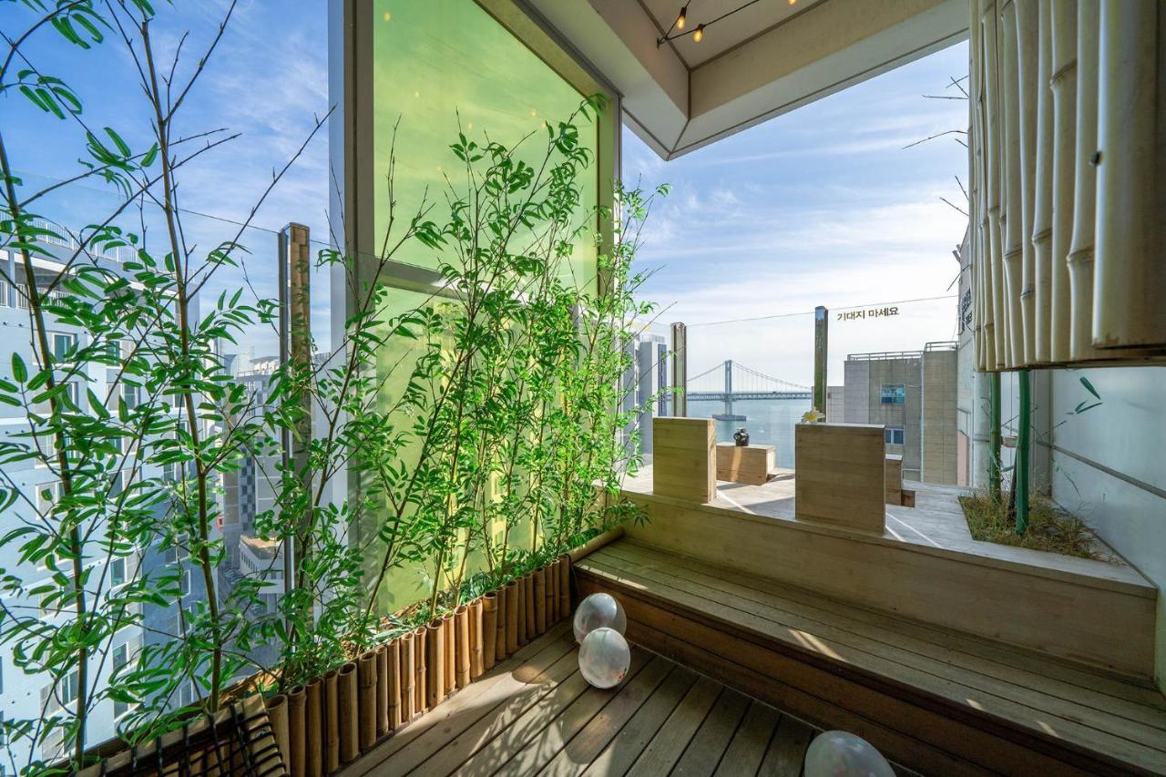 Gwanganli The Club Hotel Busan Bagian luar foto