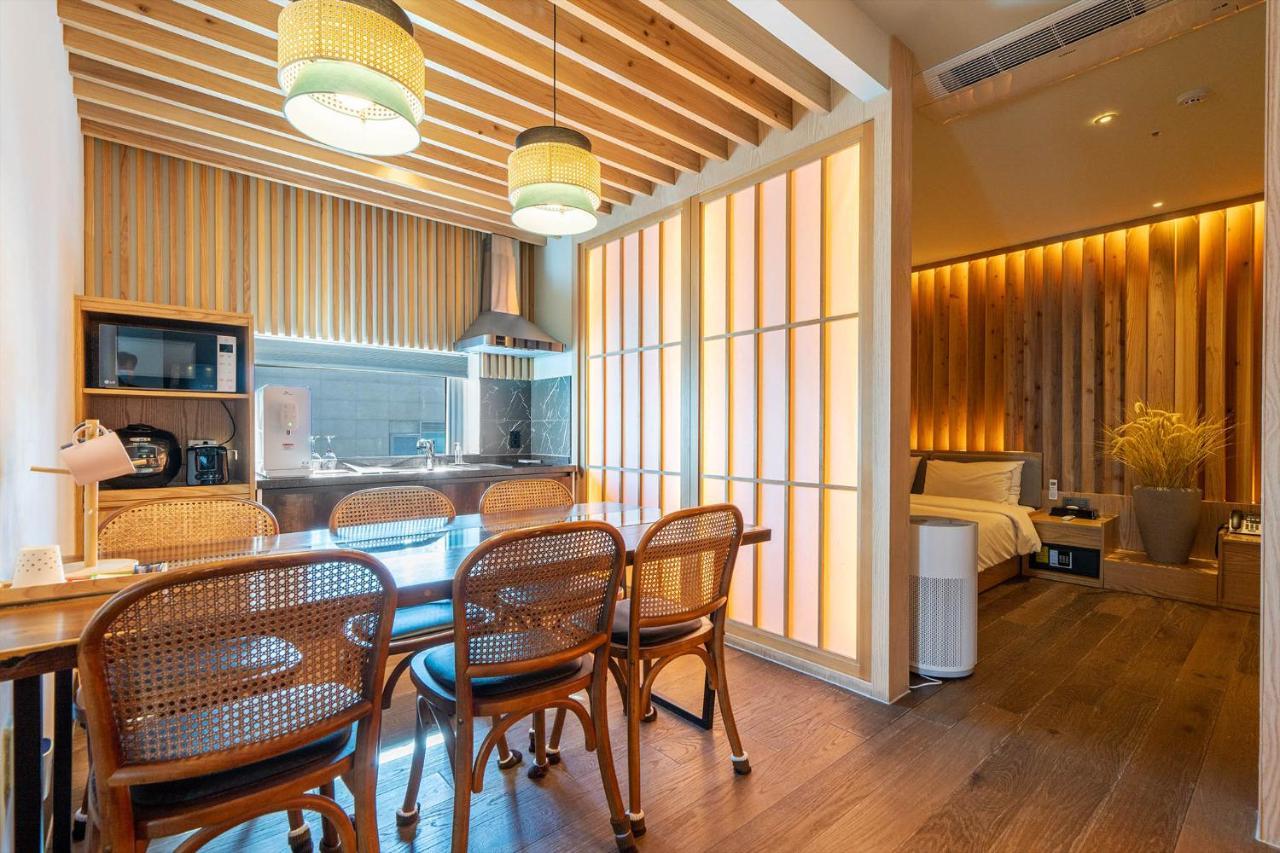 Gwanganli The Club Hotel Busan Bagian luar foto