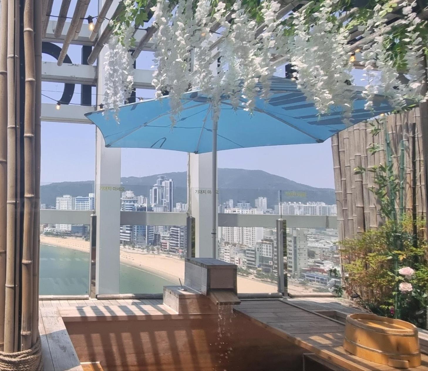 Gwanganli The Club Hotel Busan Bagian luar foto