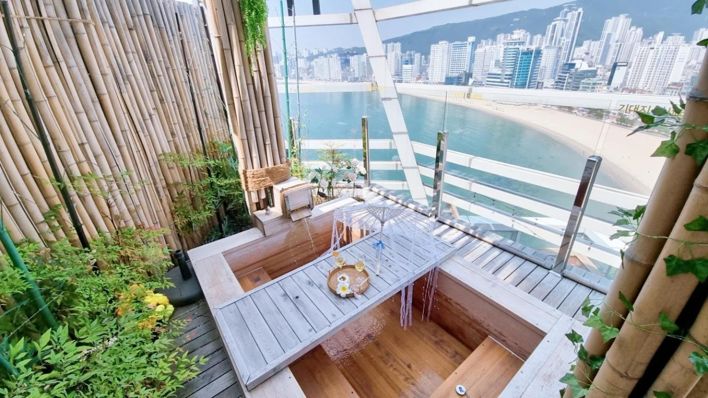 Gwanganli The Club Hotel Busan Bagian luar foto